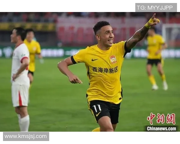 戴维森助攻阿齐兹破僵 青岛西海岸半场领先大连英博 戴维森助攻阿齐兹破僵 青岛西海岸半场领先大连英博