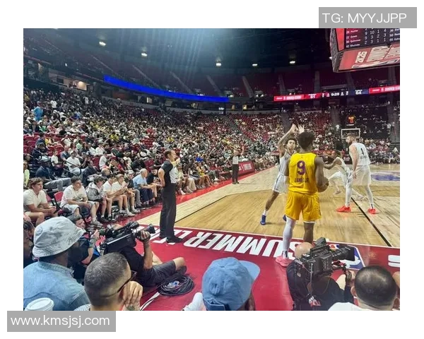 东契奇35分詹姆斯27+8 湖人力擒鹈鹕升至西部第三 东契奇35分詹姆斯27+8 湖人力擒鹈鹕升至西部第三