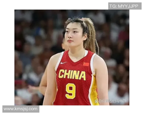 篮板第1+得分第2！中国女篮又一27岁前锋崛起：李梦替身又美又能打