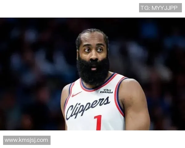 顶级待遇！36岁的哈登才走到logo😂黄蜂就上双人夹击了