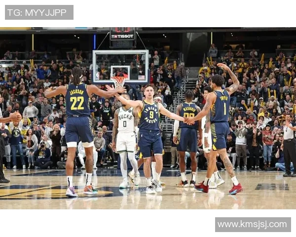 步行者5分钟轰出一波15-0，还剩5分钟追至落后雄鹿5分